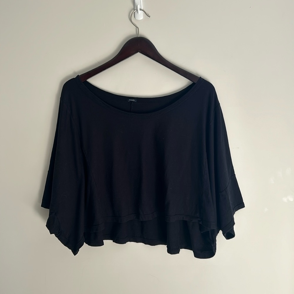 BRANDY MELVILLE TOP
